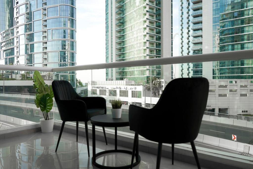 Step Into Serenity - Discover Modern Living In 1Br Apartment With Panoramic Views In Dubai Marina Near Jbr Walk, Beach And Bla Bla Club Екстер'єр фото
